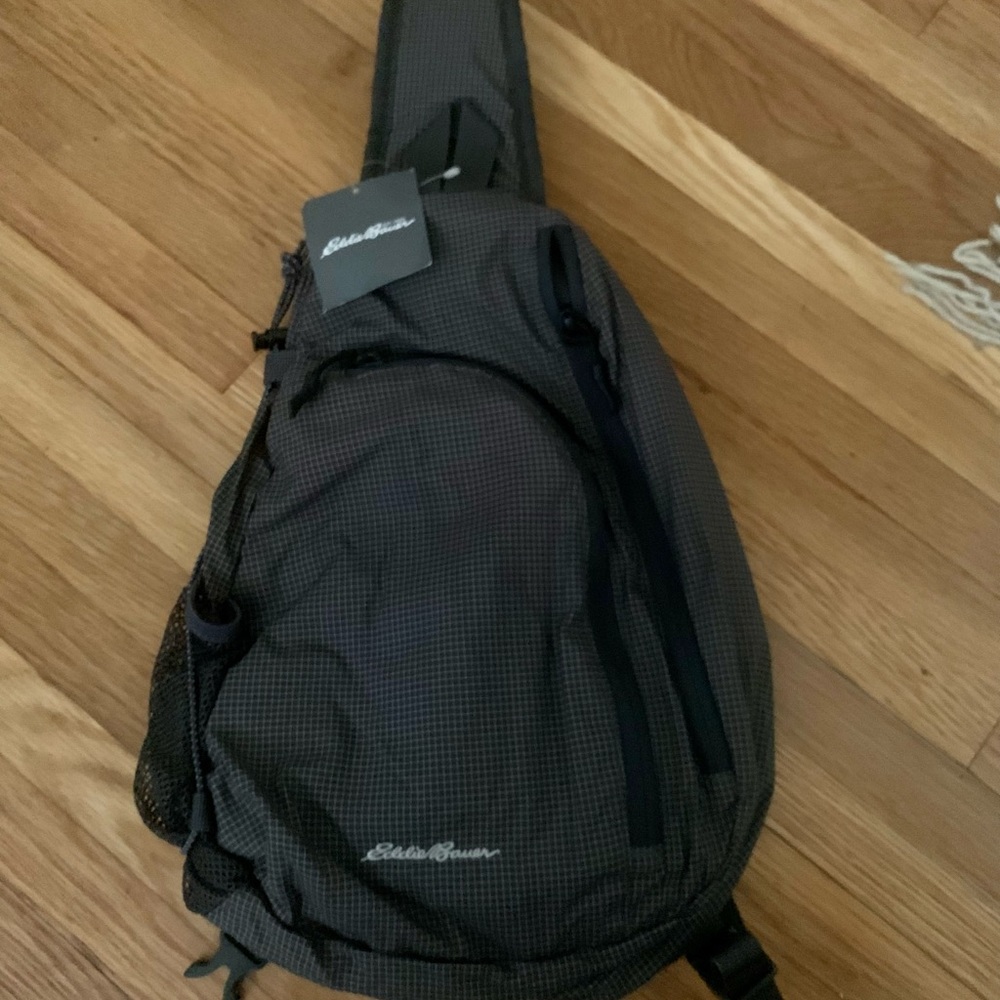 Eddie Bauer - Ripstop Sling Pack (one shoulder bag, ideal for hiking)